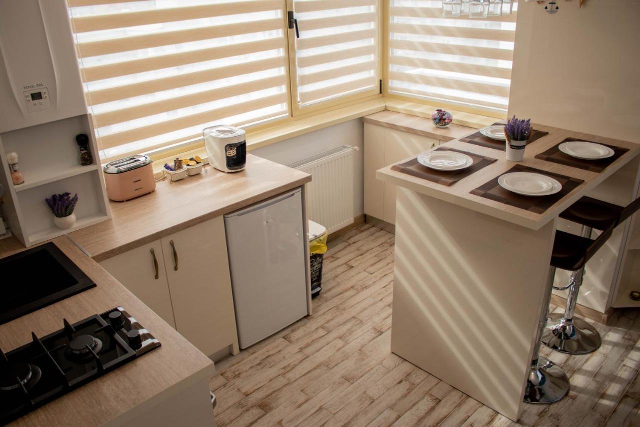 Yzza Apartament Năvodari Екстериор снимка