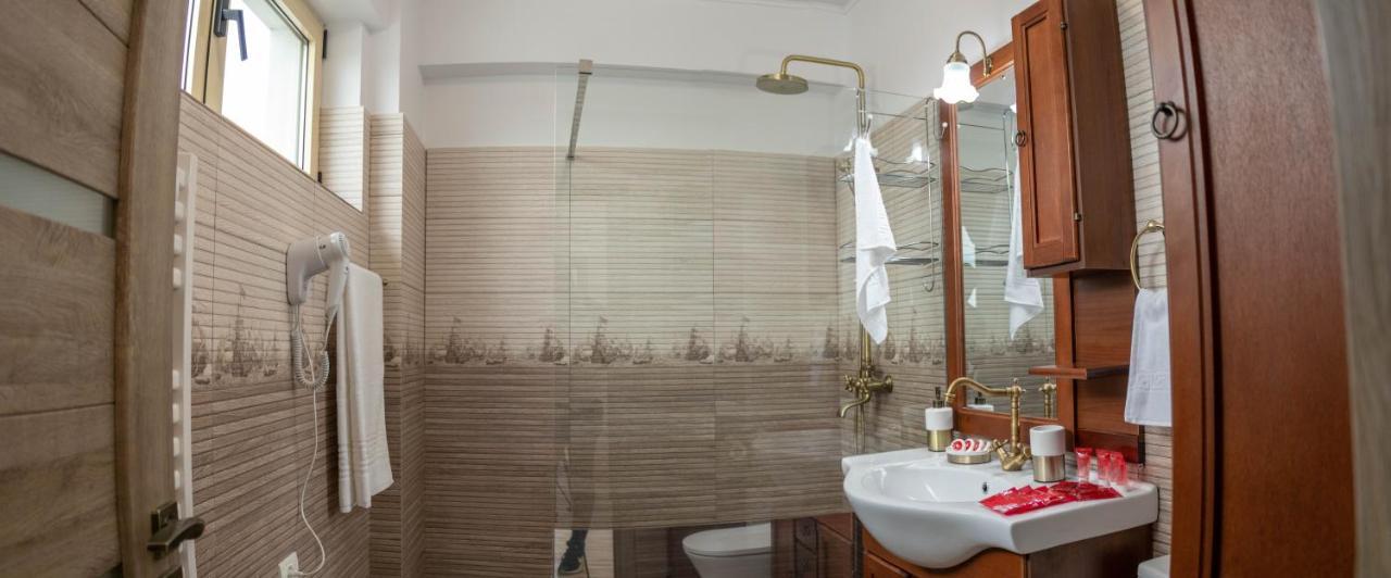 Yzza Apartament Năvodari Екстериор снимка